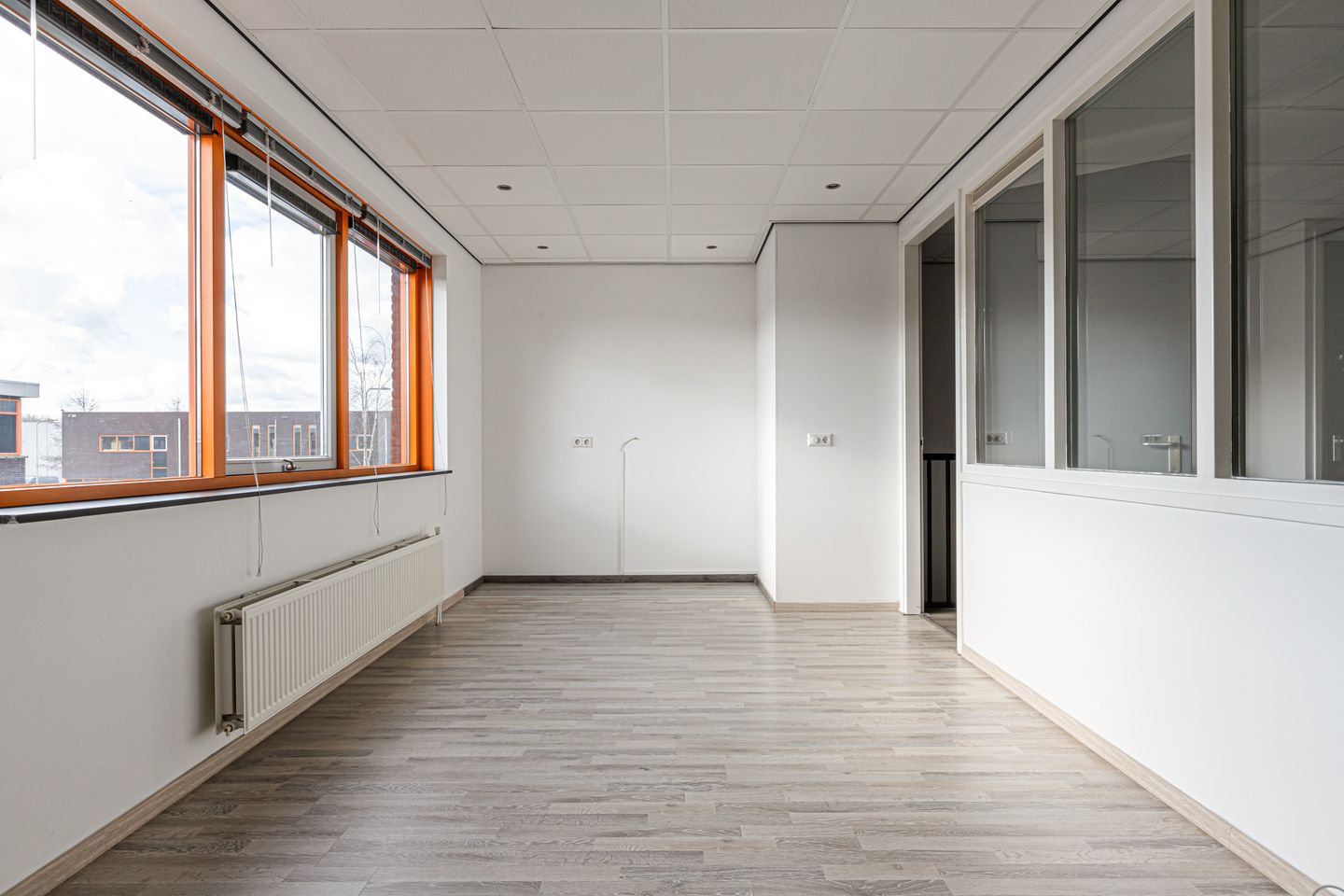 Bekijk foto 3 van Tjalk 17-d