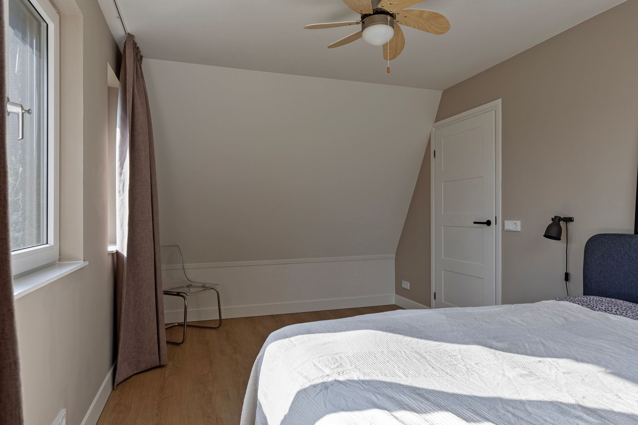 Foto 18 van Andoorn 72