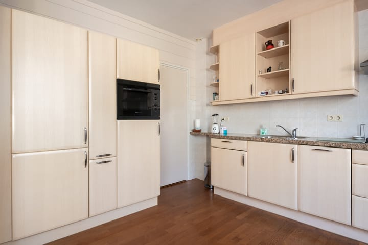 Photo 3 of Airbornestraat 34