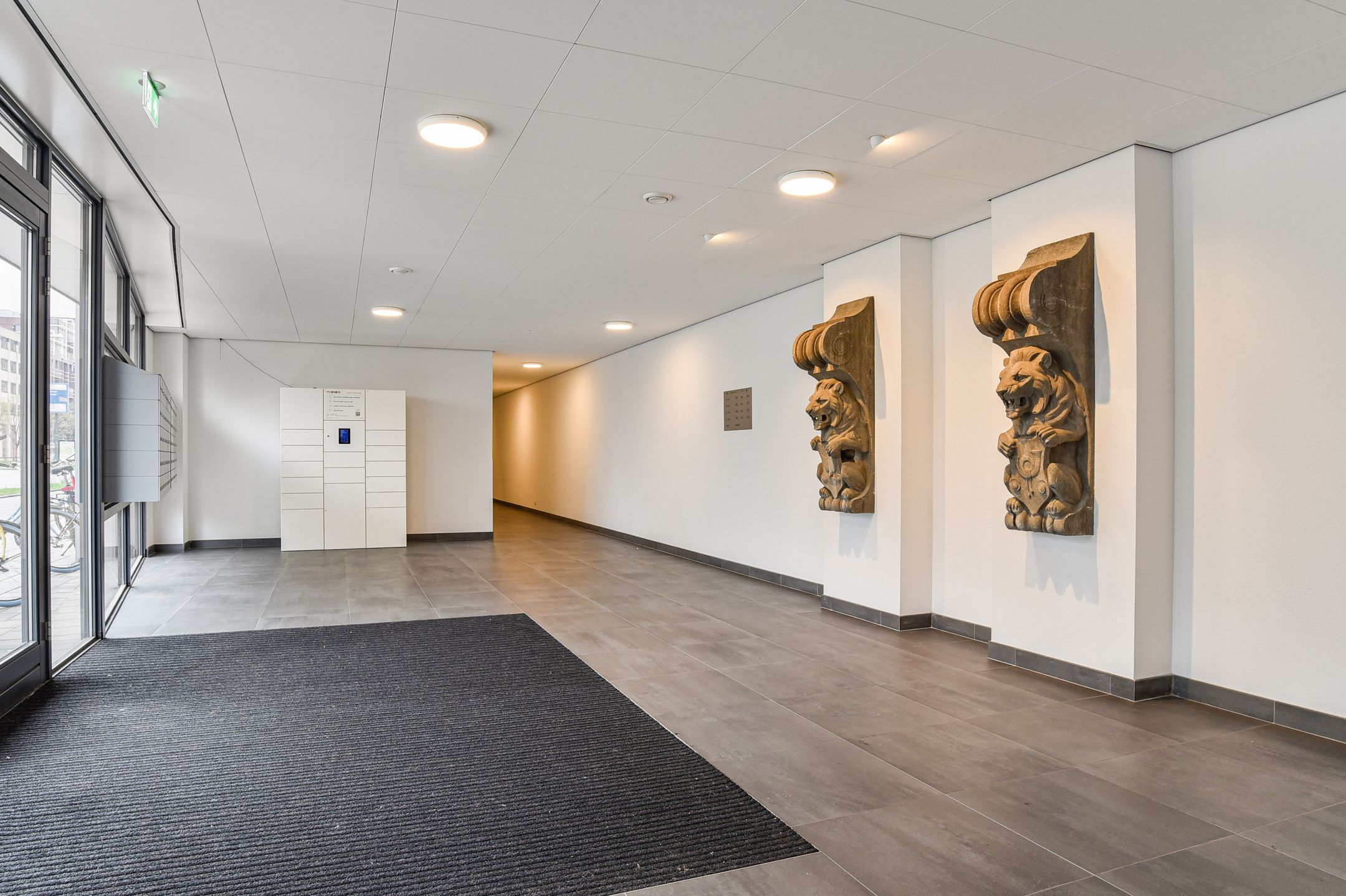 Photo 3 of Schipholweg 232