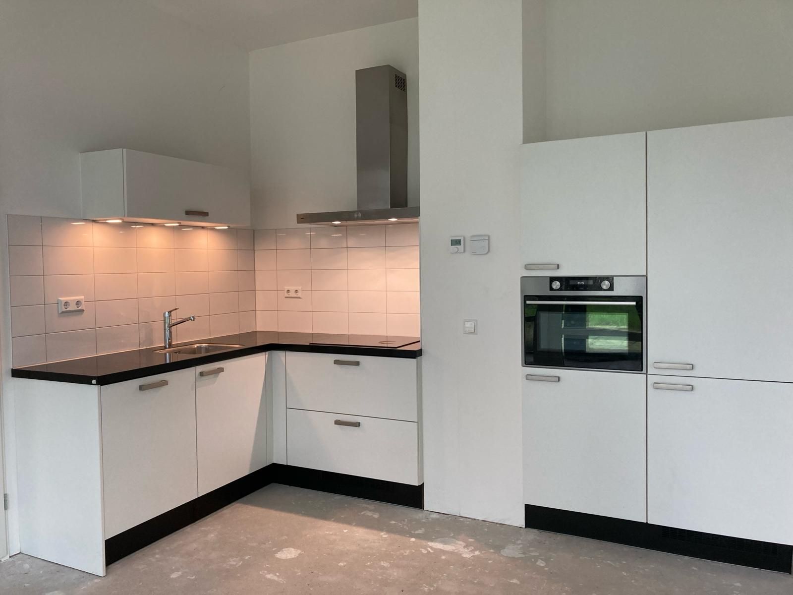 Photo 6 of Schipholweg 232