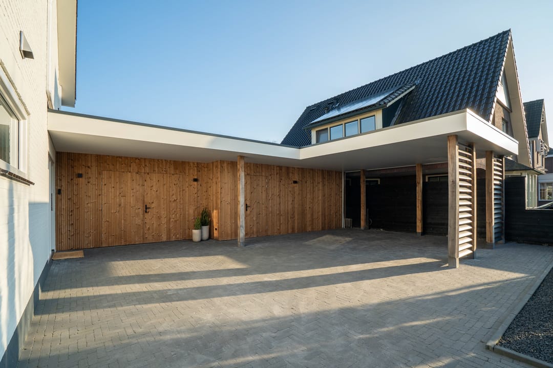 Foto 11 van Schipholtstraat 223