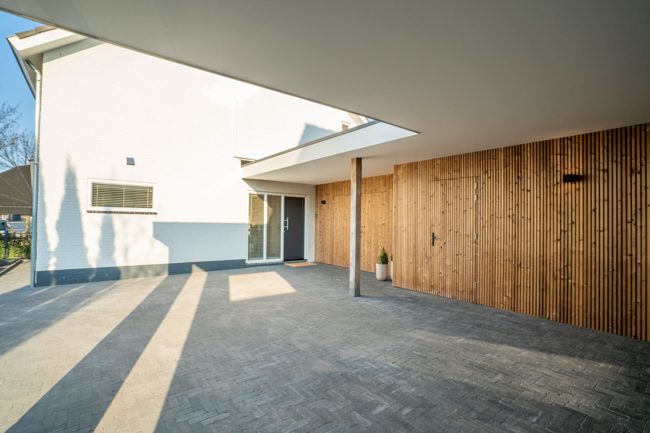 Foto 12 van Schipholtstraat 223