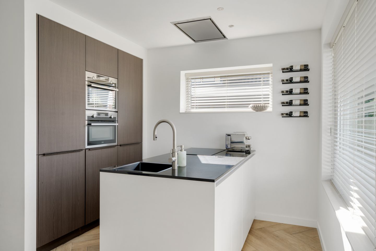 Foto 25 van Schipholtstraat 223