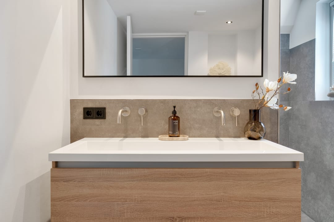 Foto 31 van Schipholtstraat 223