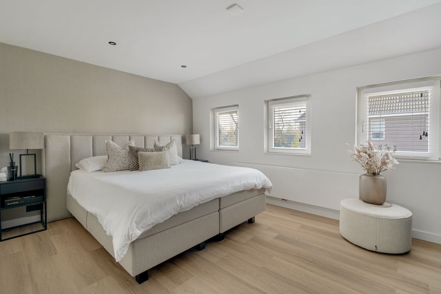 Foto 34 van Schipholtstraat 223