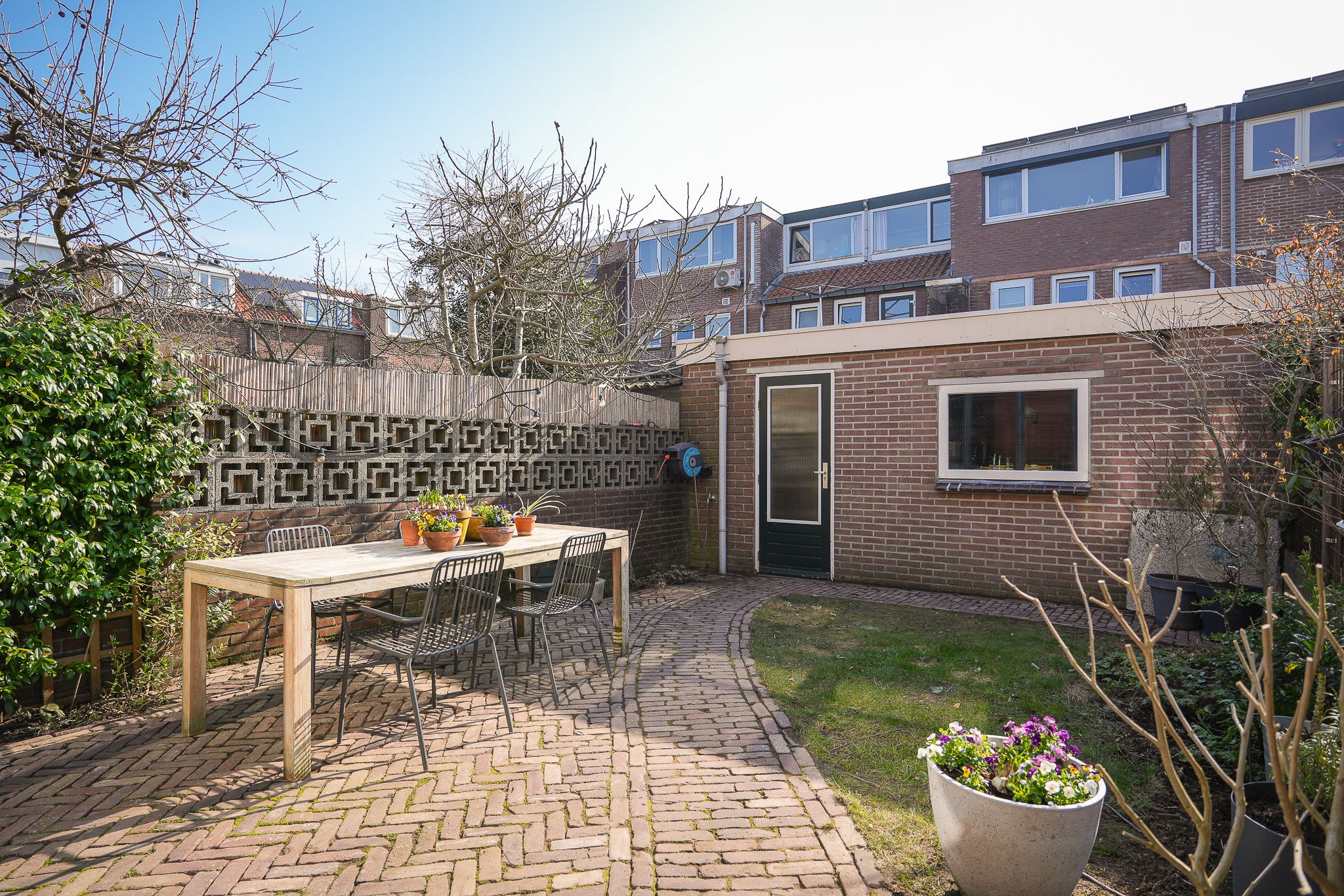 Renovated terraced house with sunny garden and energy label A++ — 23