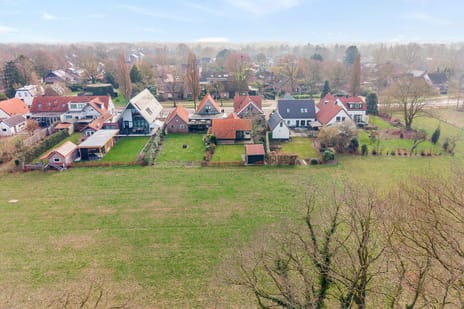 De Esch 39 tertiary image