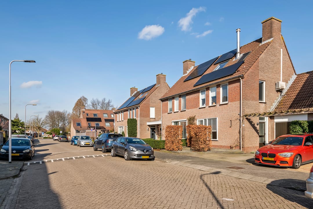 Foto 43 van Sperwerlaan 150