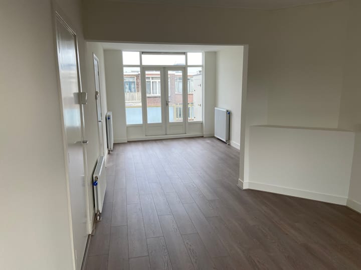 Photo 2 of Deimanstraat 356