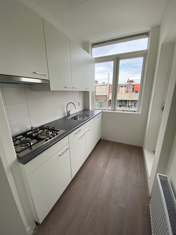 Photo 5 of Deimanstraat 356