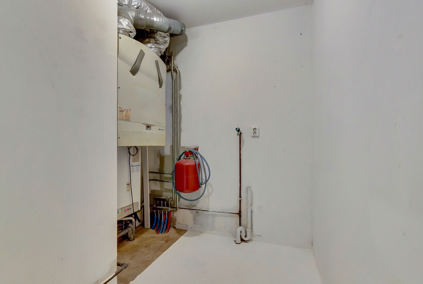 Spacious and well-maintained 3-level apartment with terrace in Schildersbuurt-West — 30
