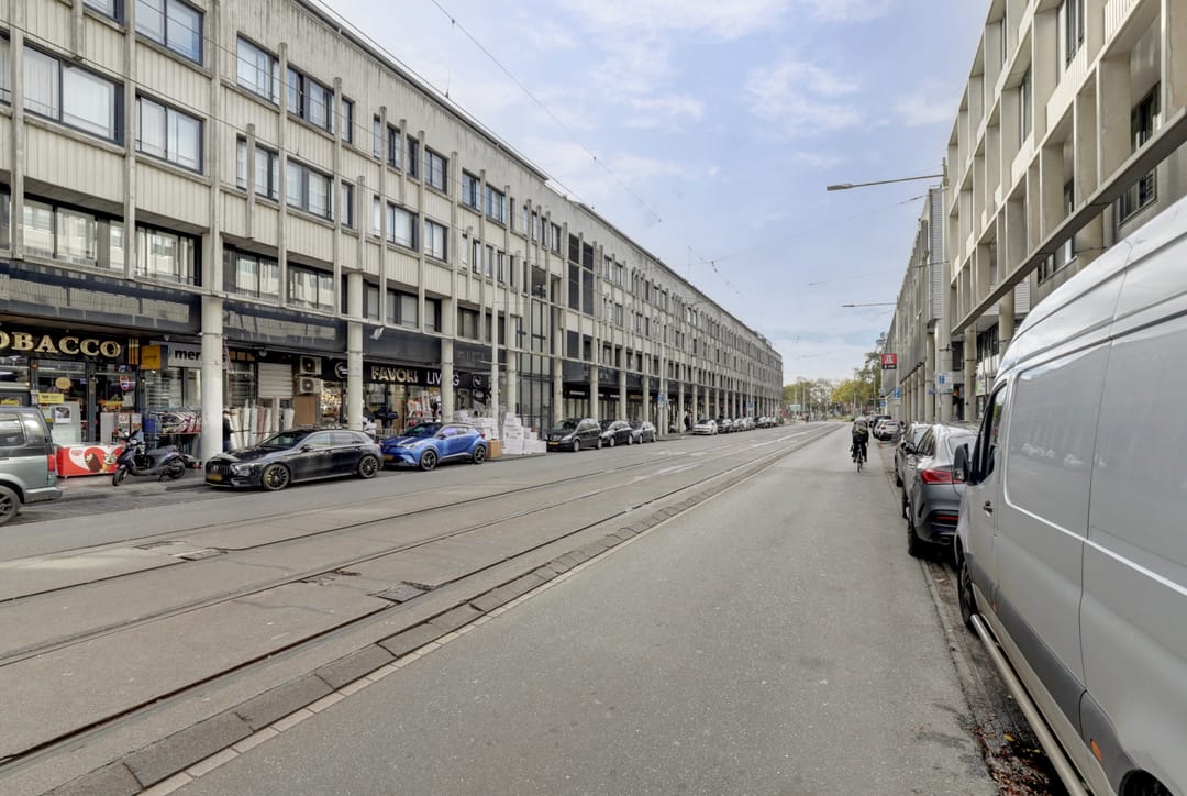 Spacious and well-maintained 3-level apartment with terrace in Schildersbuurt-West — 41