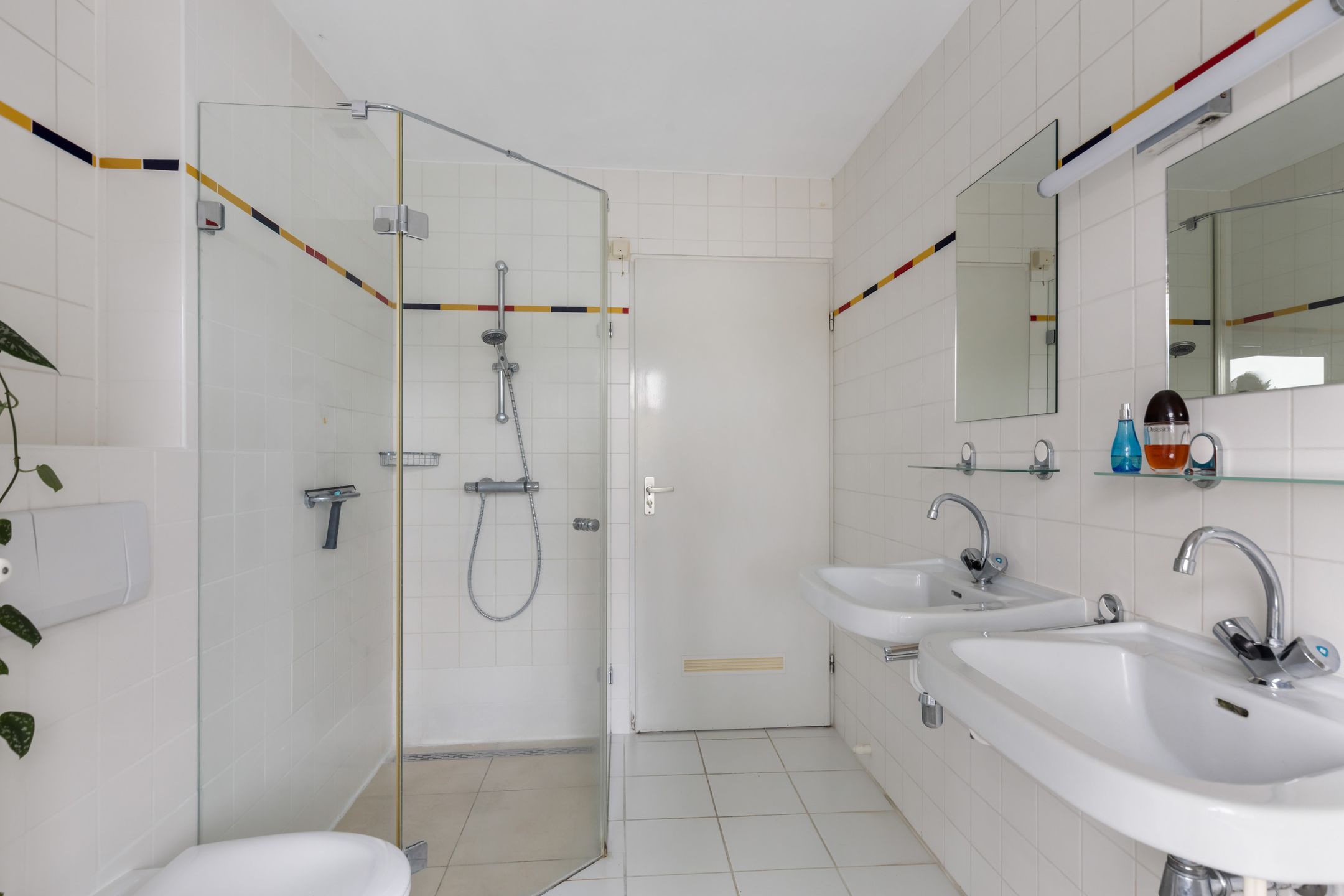 Foto 27 van Waterhoenlaan 2