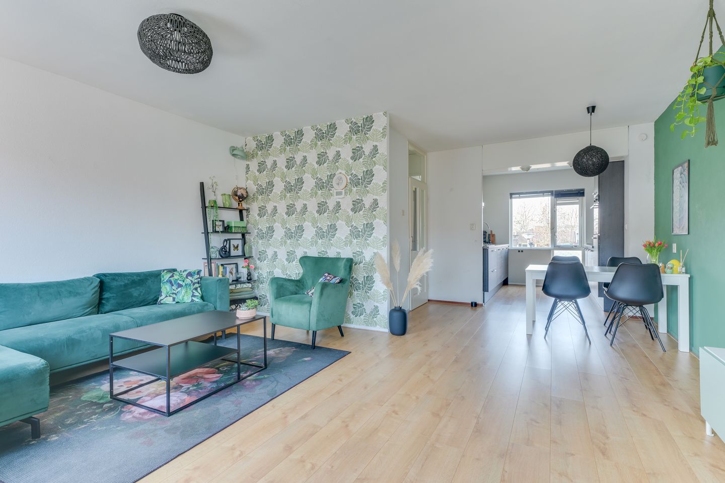 Photo 10 of Zadelmakerstraat 4