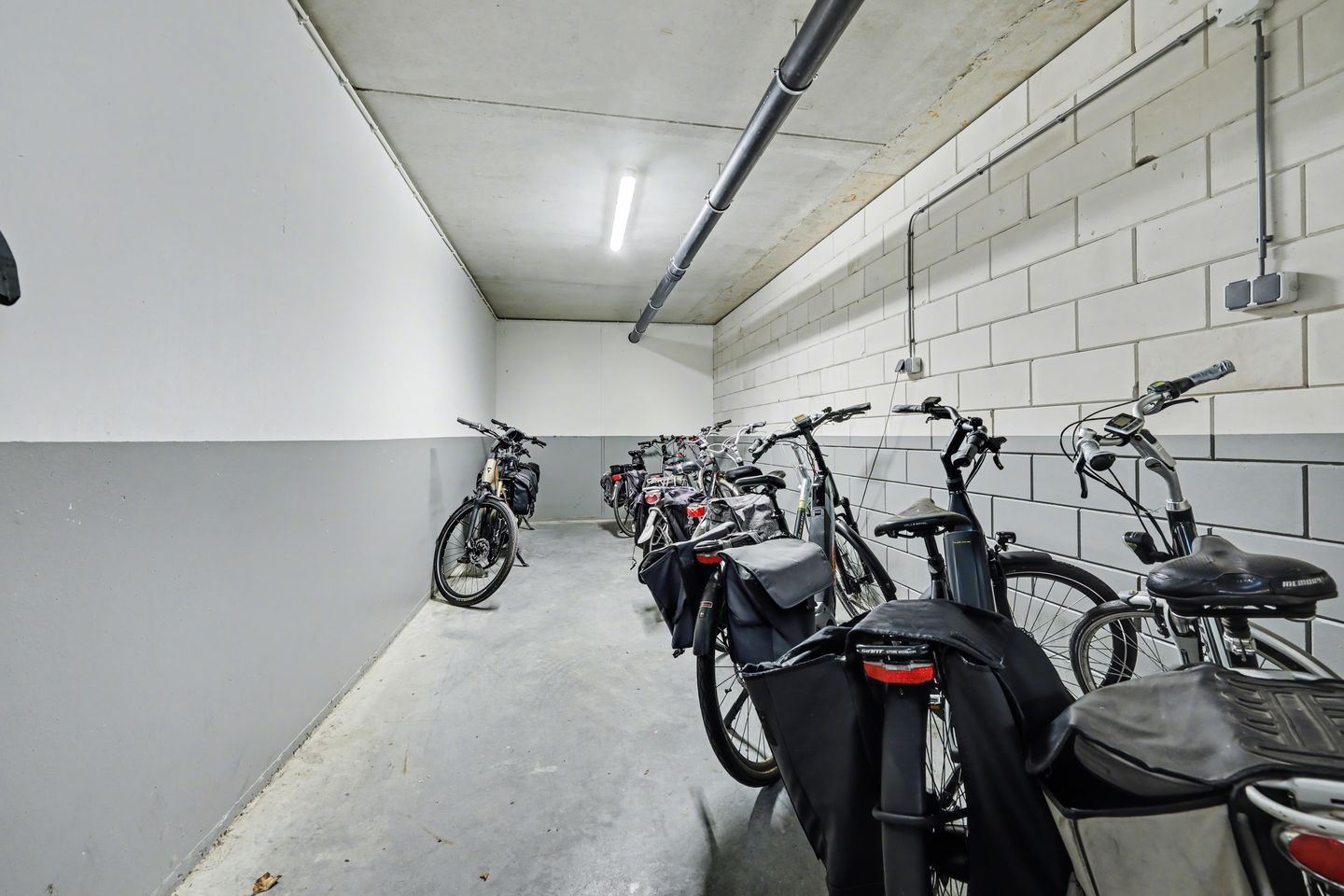 Photo 35 of Weeninkpad 17