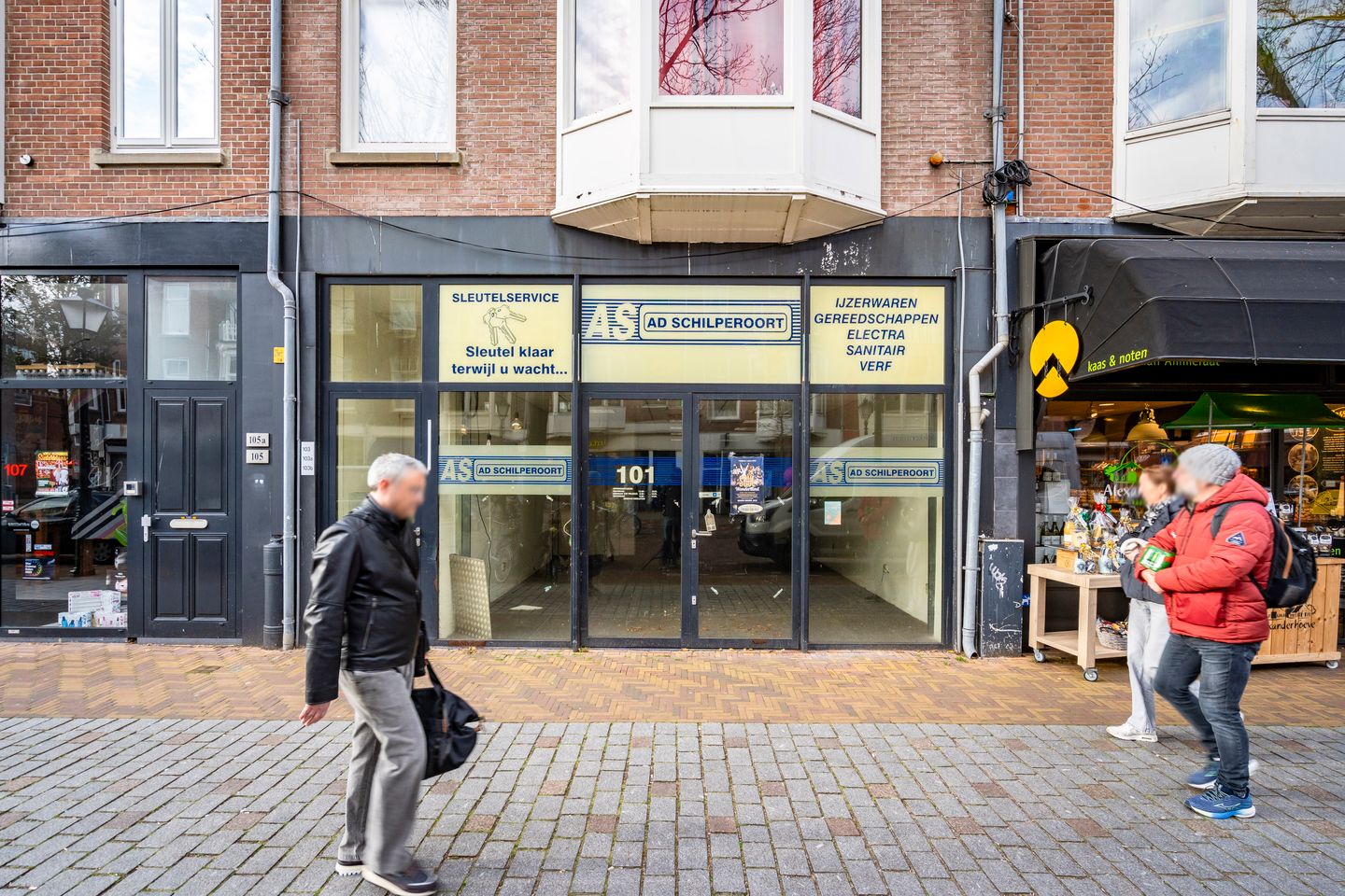 Bekijk foto 1 van Frederik Hendriklaan 101