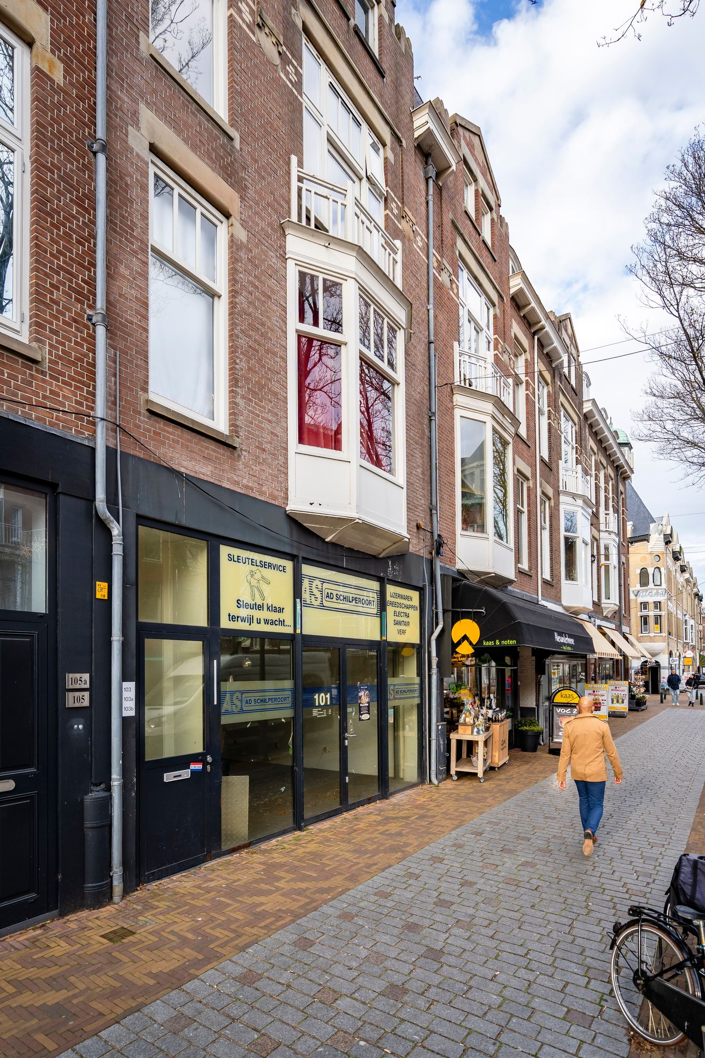 Bekijk foto 4 van Frederik Hendriklaan 101