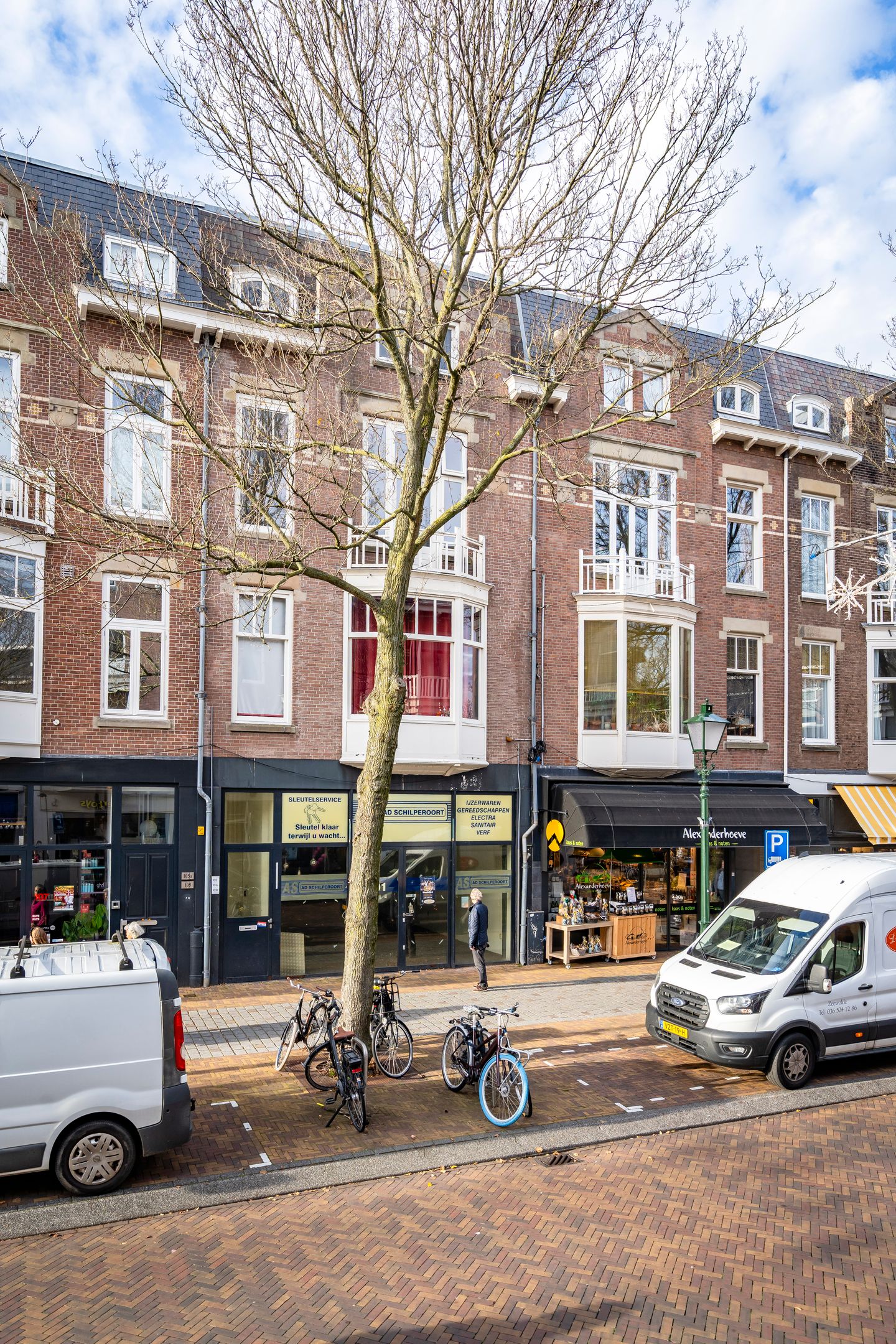 Bekijk foto 5 van Frederik Hendriklaan 101