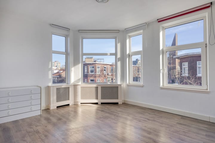 Foto 2 van Van den Berghstraat 21