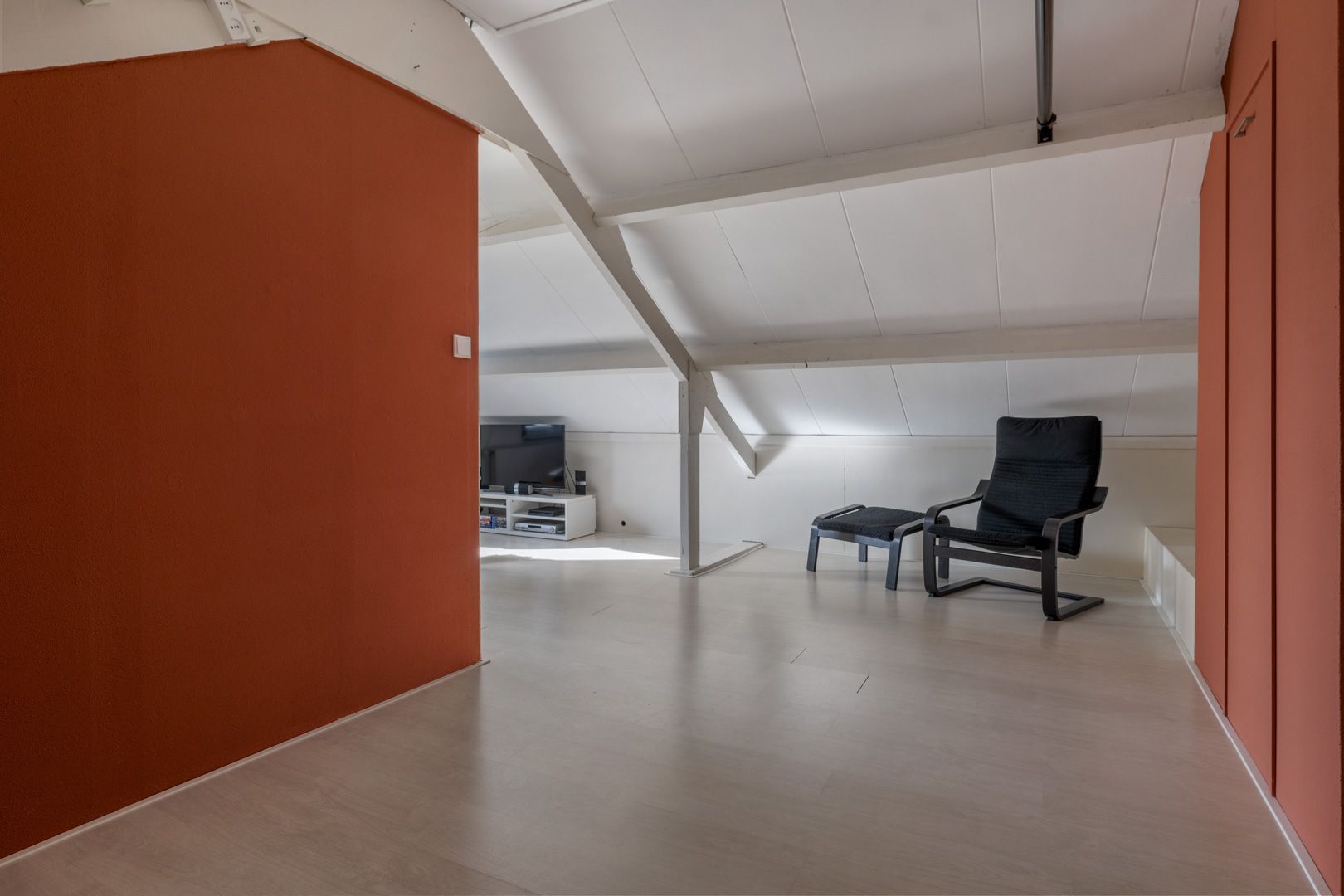 Photo 30 of Oostlaan 36