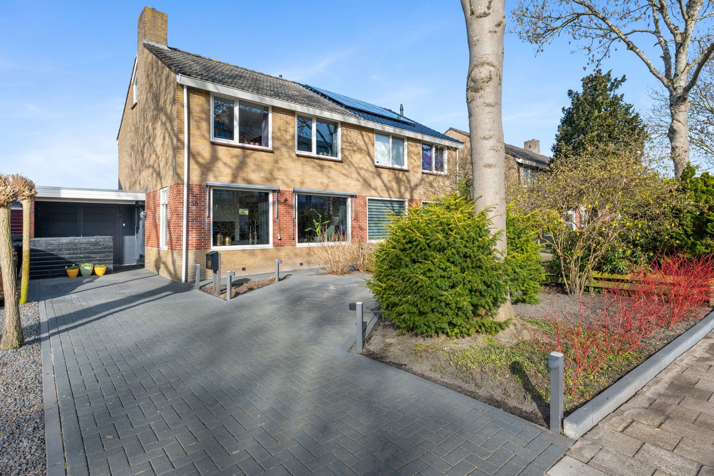 Photo 40 of Oostlaan 36