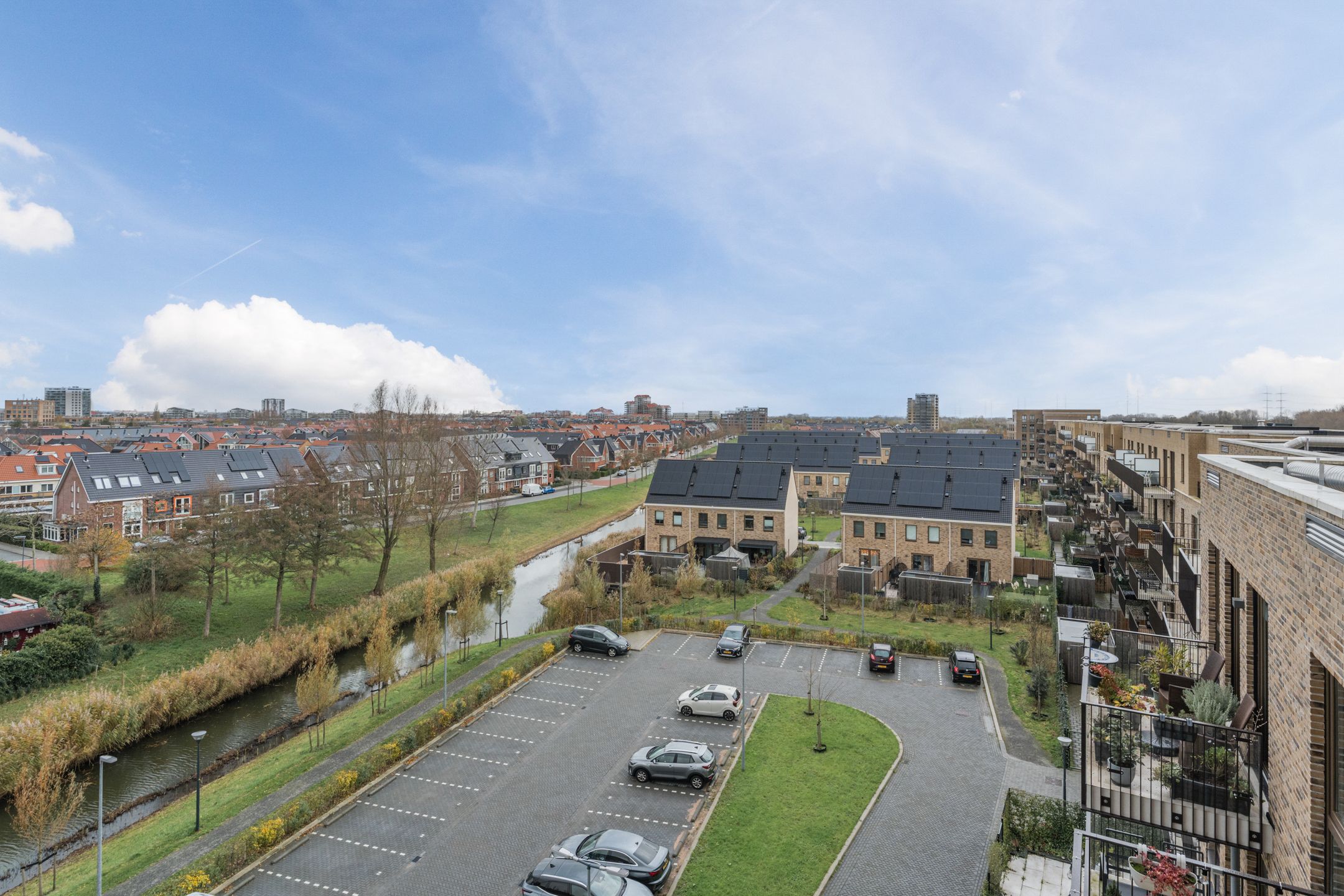 Photo 39 of Burgemeester Augustijnstraat 170