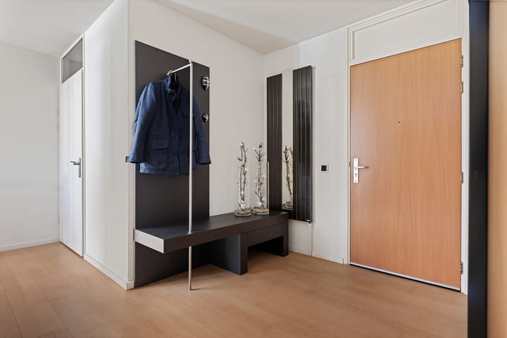 Photo 4 of Jeneverbes 29