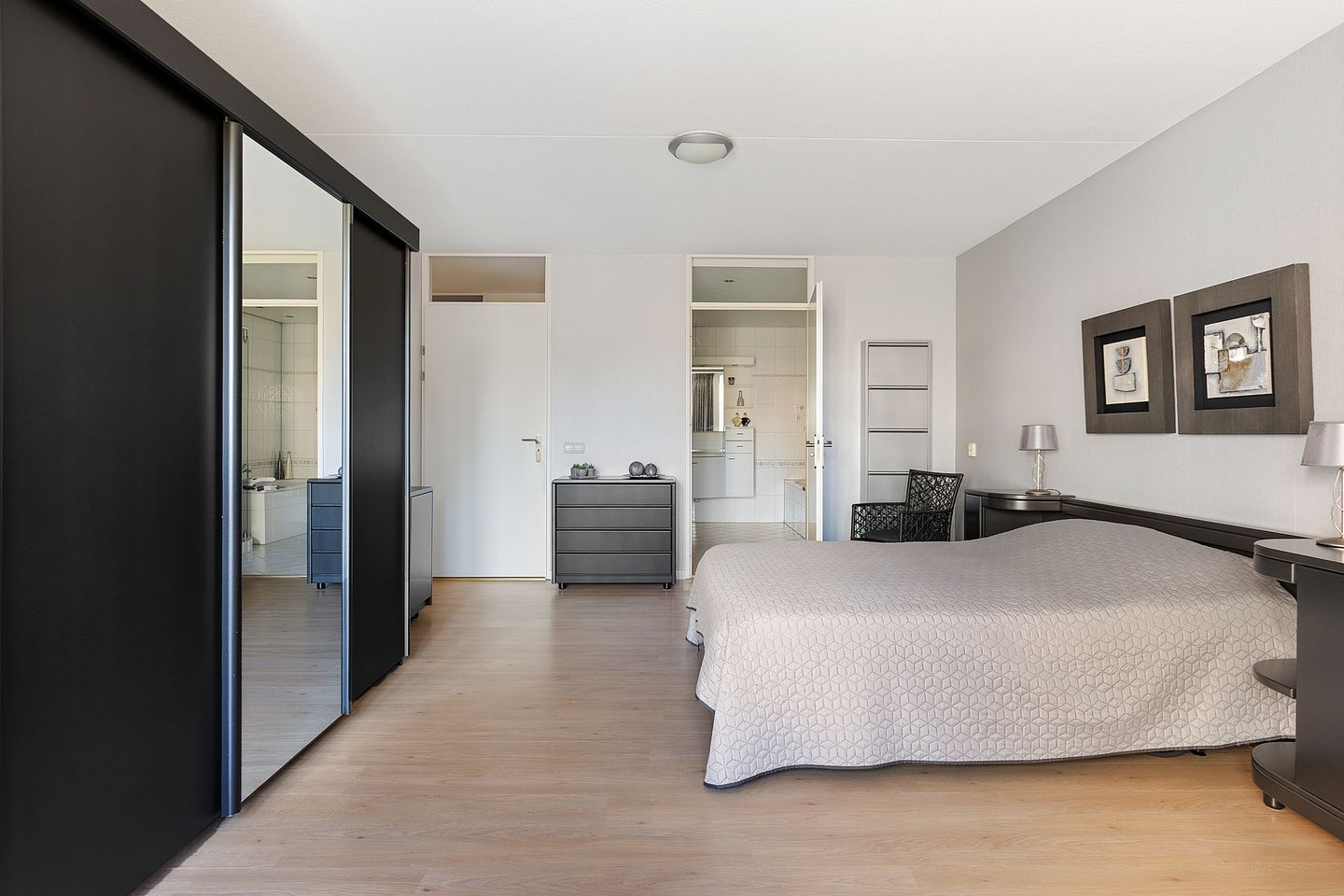 Photo 19 of Jeneverbes 29