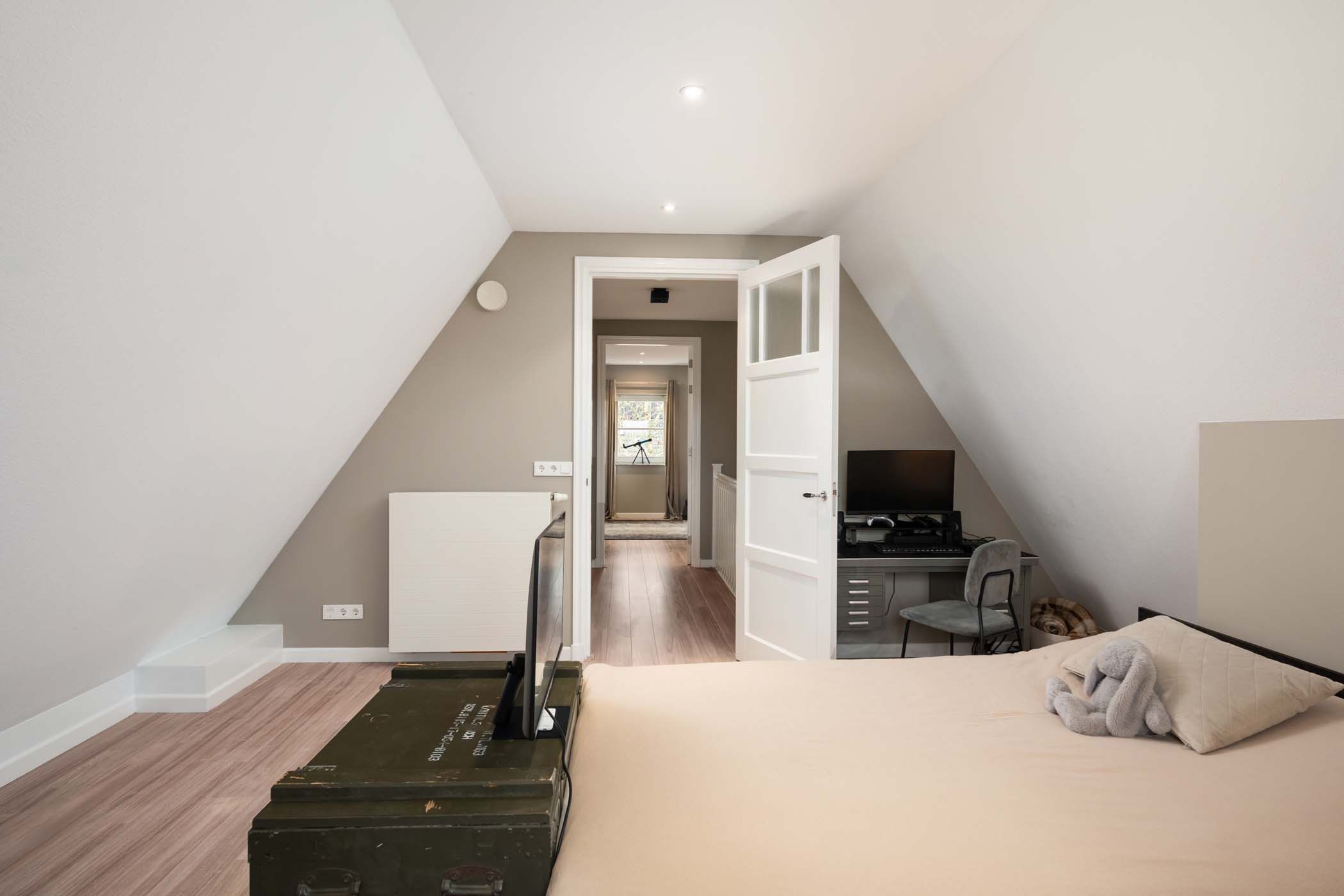 Foto 48 van Vrijenburglaan 12