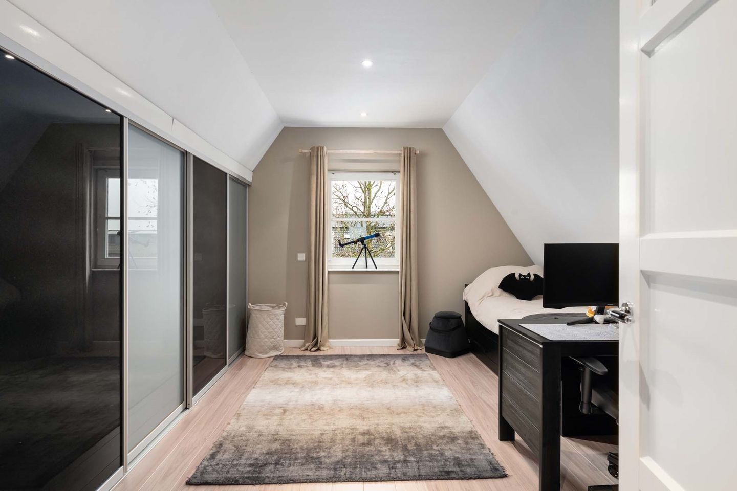 Foto 49 van Vrijenburglaan 12