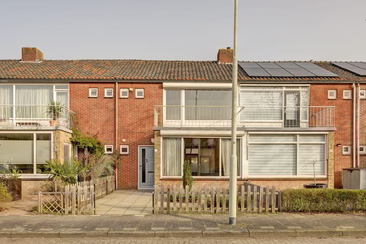 Photo 2 of Nassaulaan 25