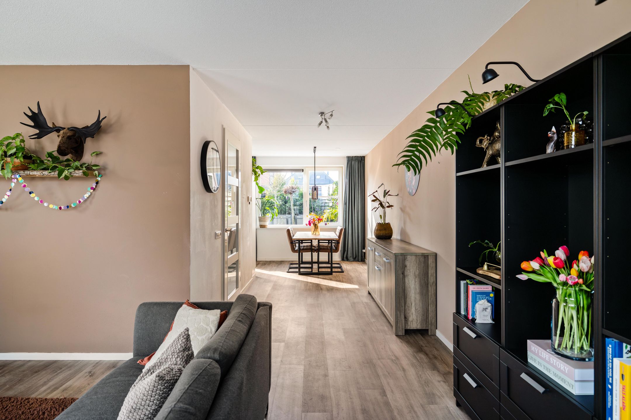 Modern corner home with four bedrooms and spacious driveway — 9