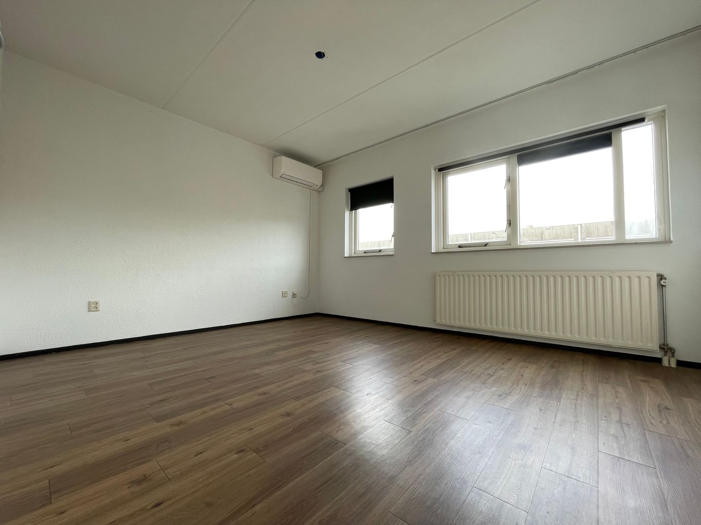 Foto 4 van Mahonie 261