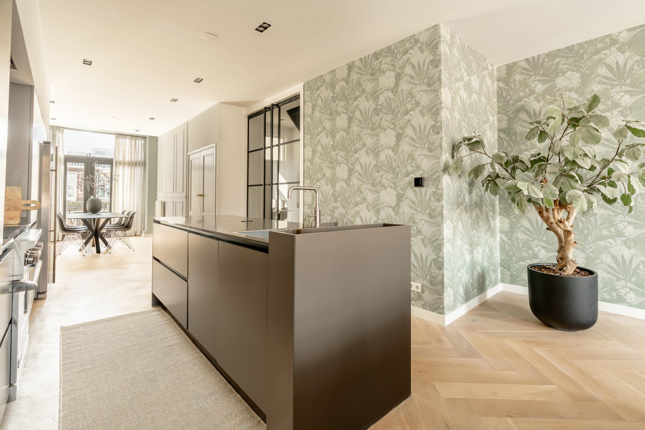 Photo 12 of Van Breestraat 113-3