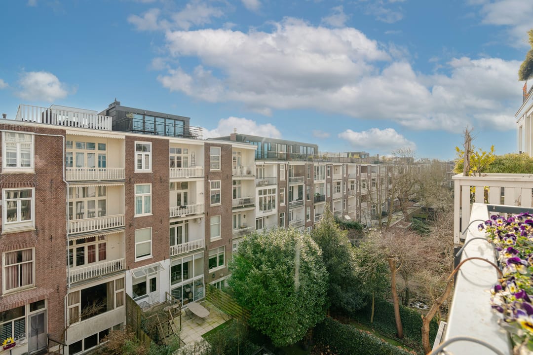 Photo 23 of Van Breestraat 113-3