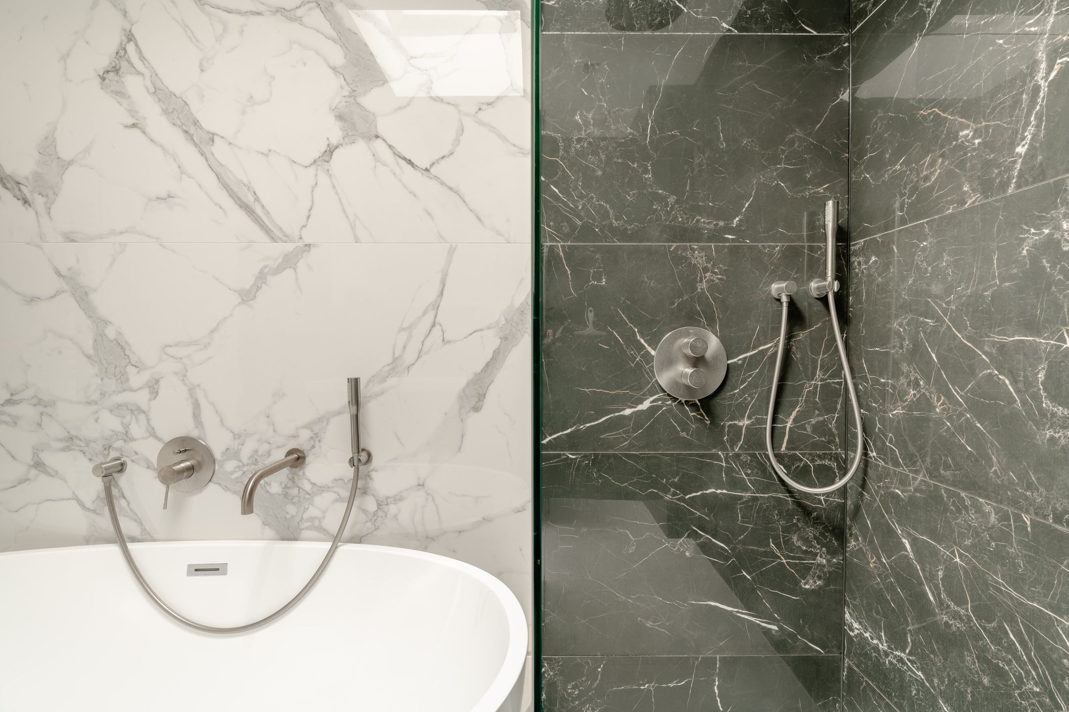 Photo 42 of Van Breestraat 113-3