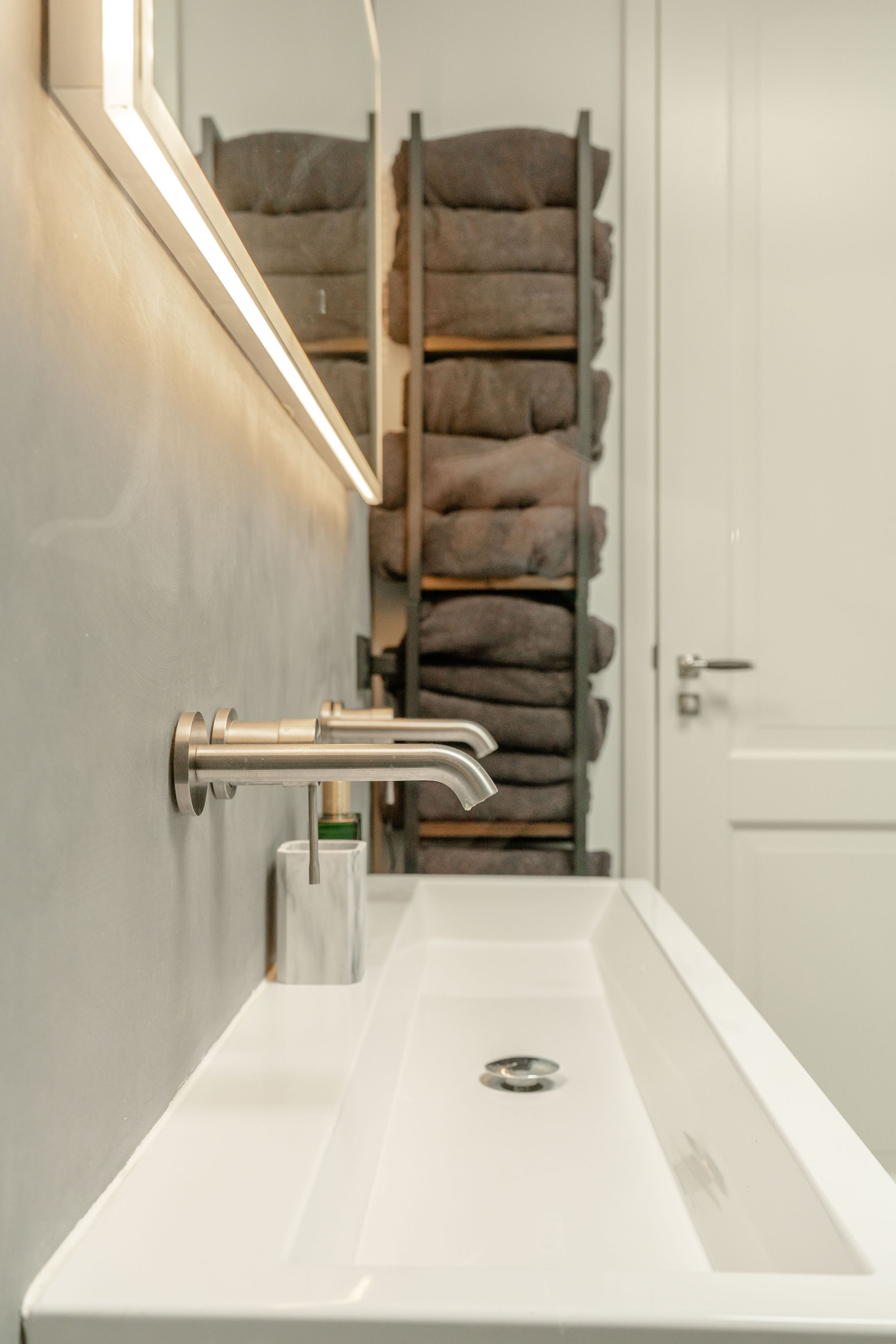 Photo 45 of Van Breestraat 113-3