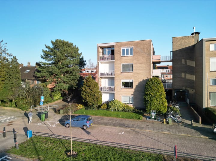 Foto 2 van Loosdrechtseweg 149
