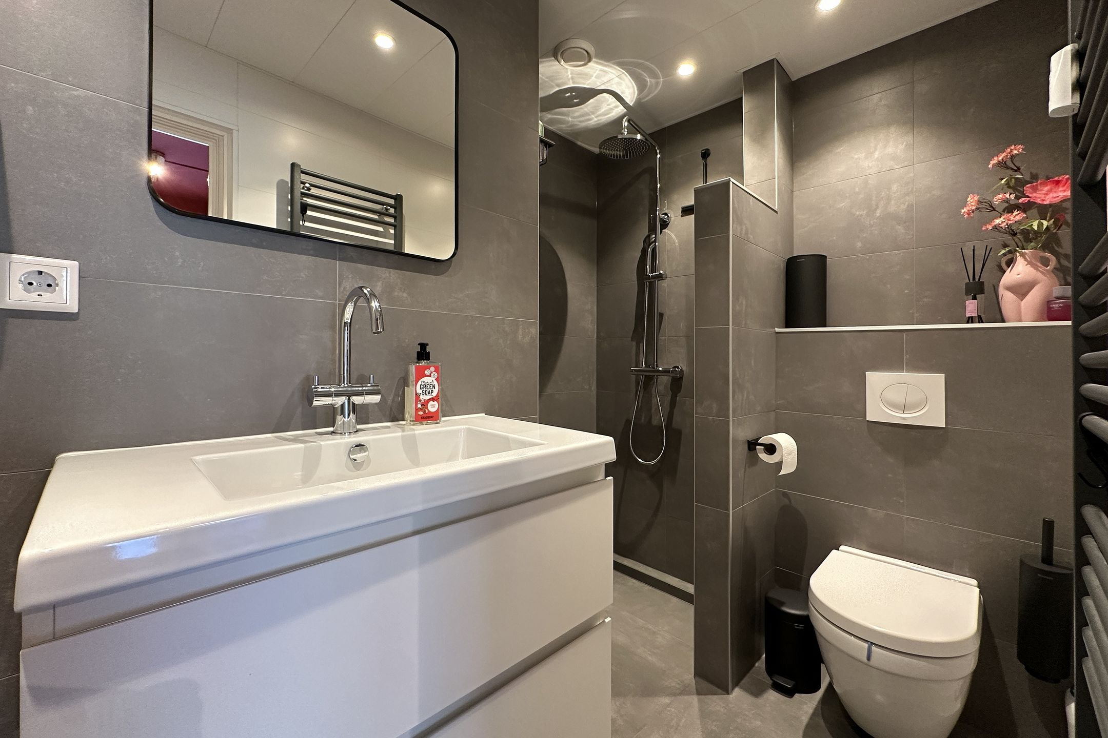 Foto 15 van Loosdrechtseweg 149