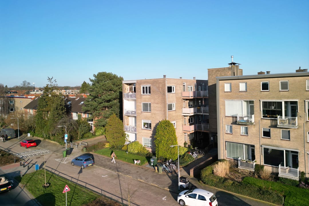 Foto 17 van Loosdrechtseweg 149