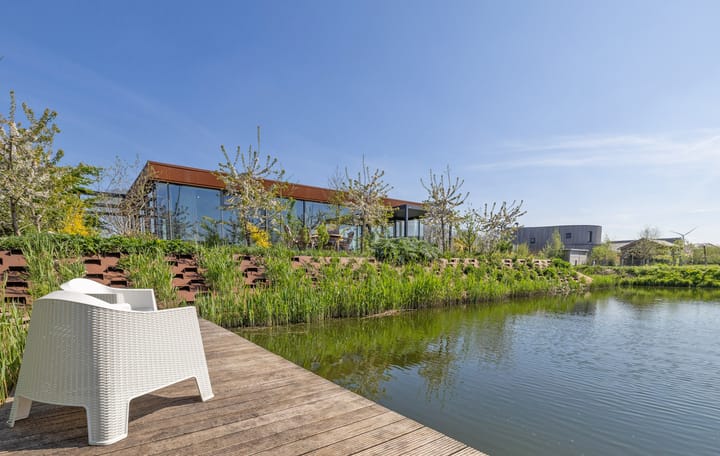 Foto 2 van Baron van Keverbergweg 5