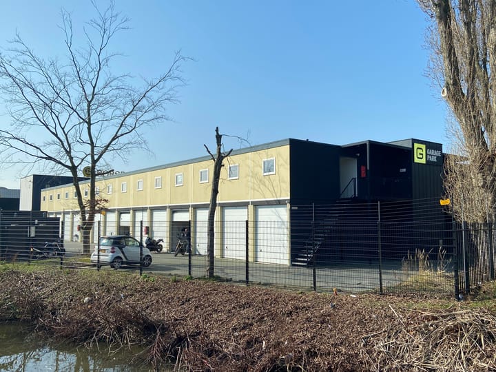 Spoorlaan 16-F, Den Haag