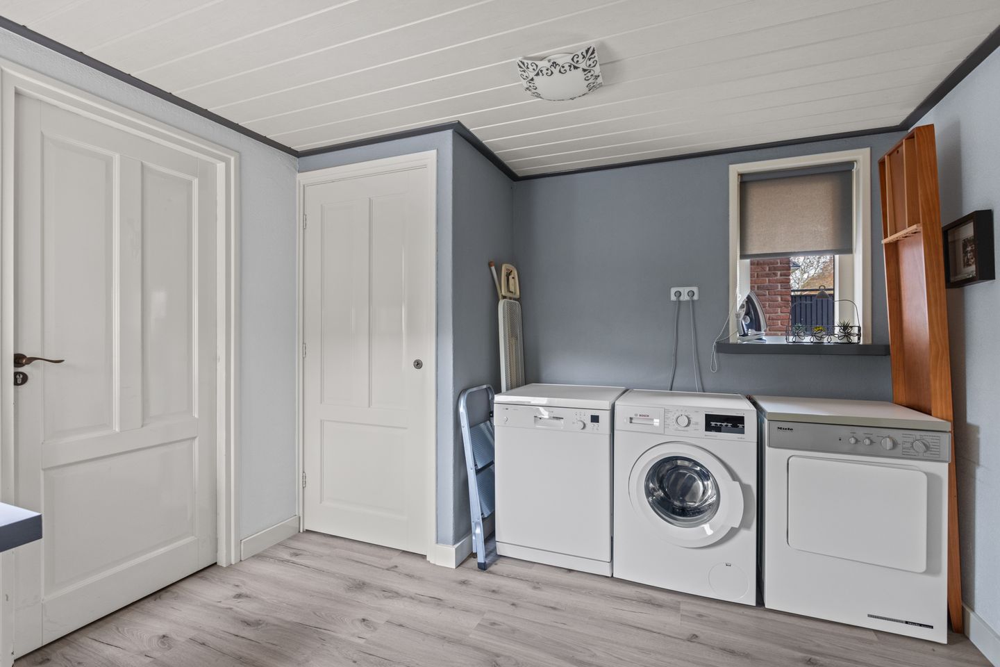 Photo 20 of Vellengastraat 2