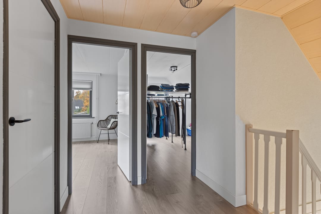 Photo 38 of Vellengastraat 2