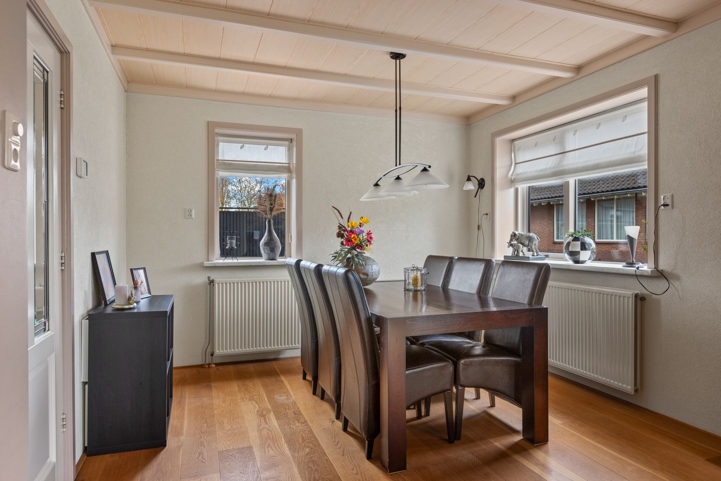 Photo 14 of Vellengastraat 2