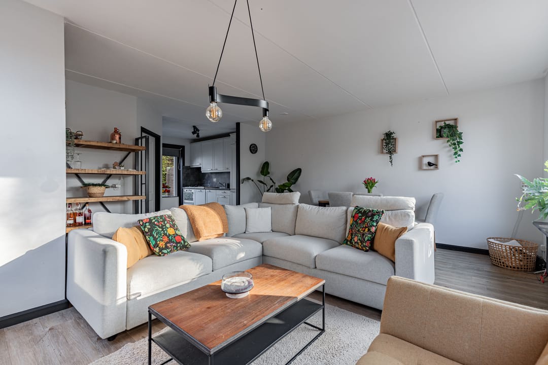 Atmospheric Semi-Detached House with Forest Backyard — 11