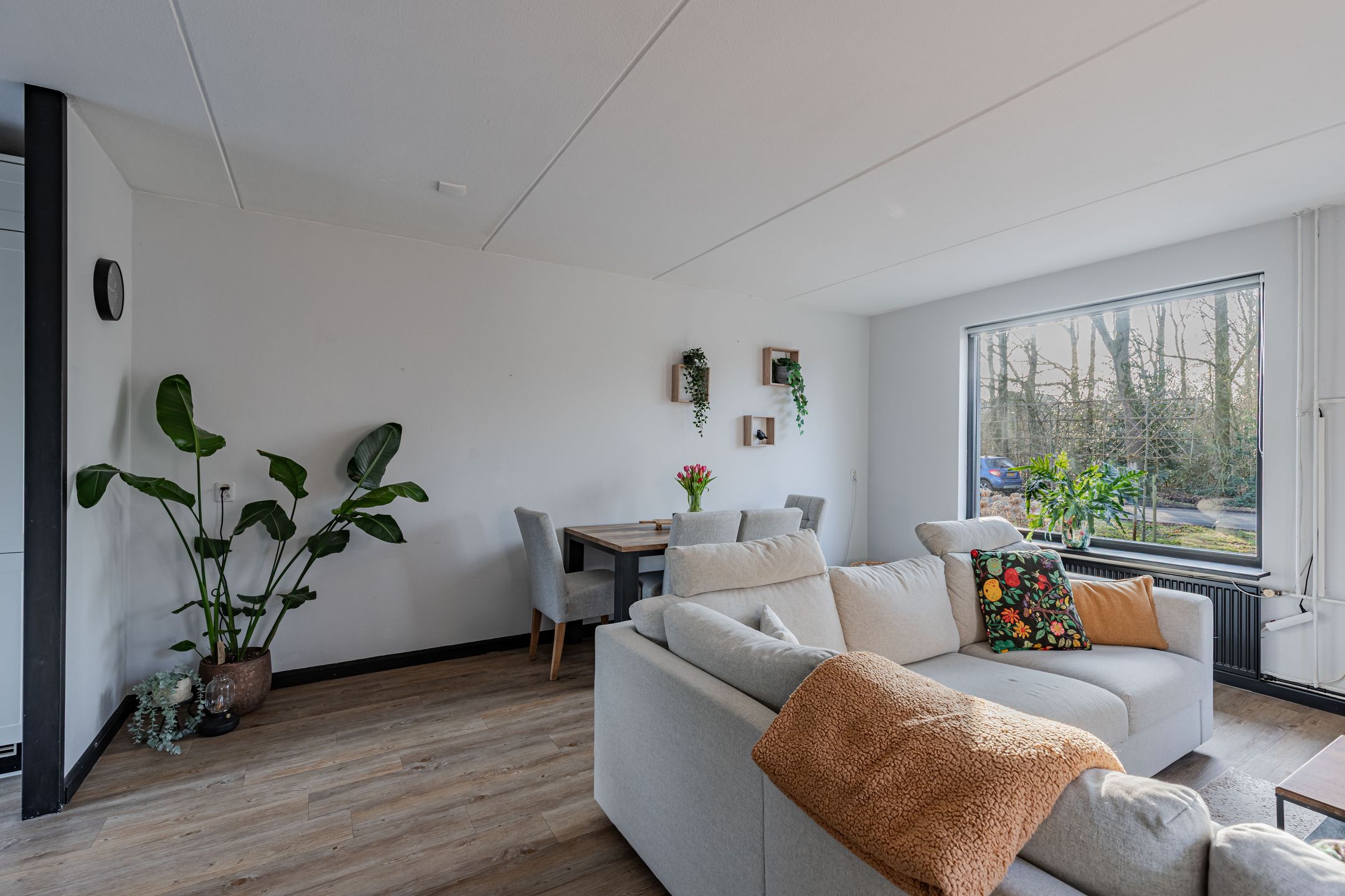 Atmospheric Semi-Detached House with Forest Backyard — 12