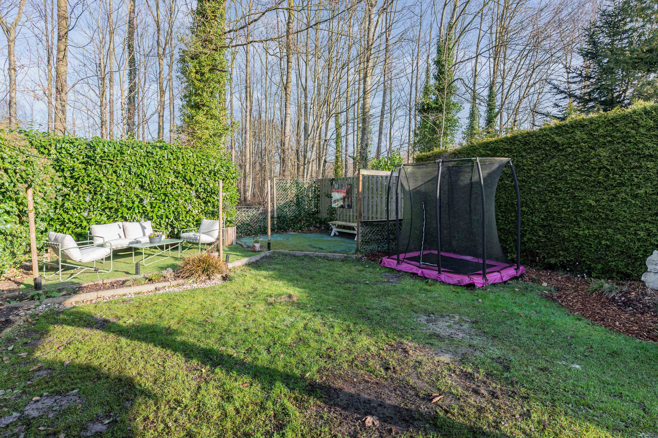 Atmospheric Semi-Detached House with Forest Backyard — 33