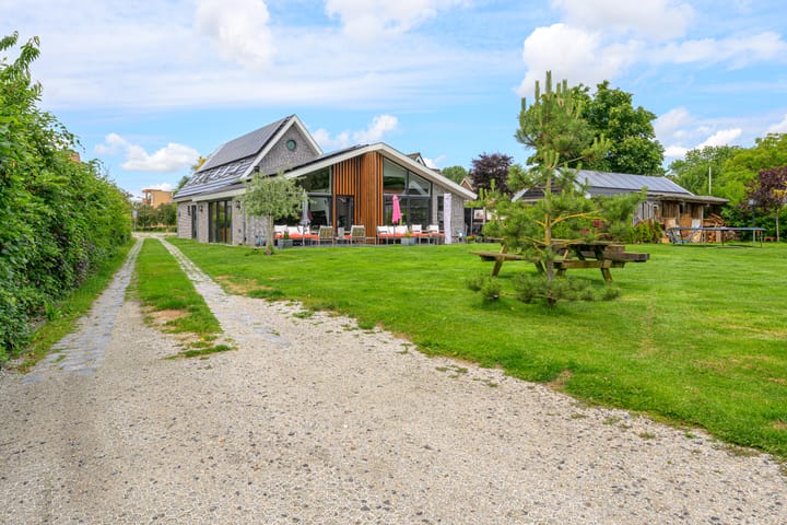 Photo 3 of Middenweg 262